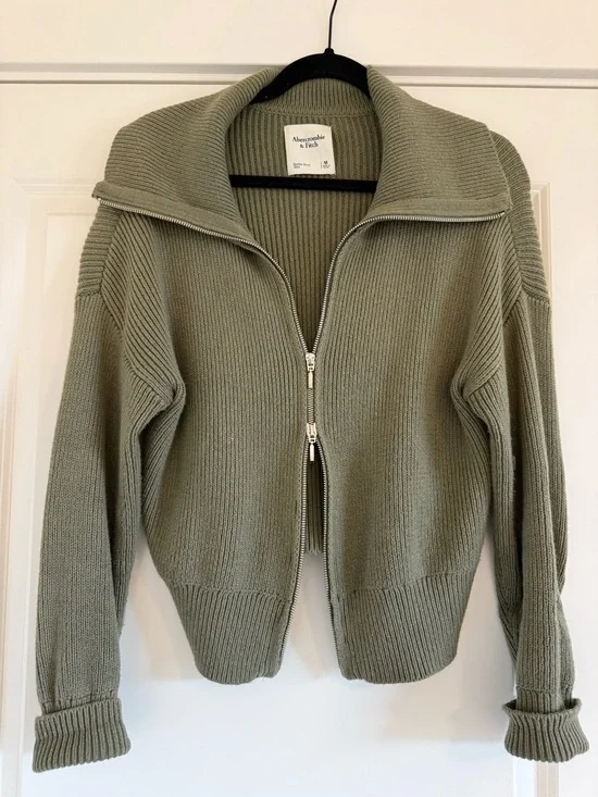 Abercrombie & Fitch Olive Green Ribbed Zip Sweater - Picture 2 of 4